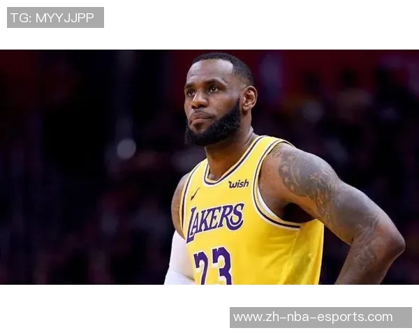 詹姆斯密切关注湖人动态路威建议他全力以赴争夺冠军 詹姆斯密切关注湖人动态路威建议他全力以赴争夺冠军