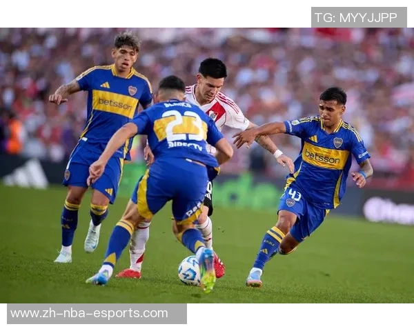 博卡青年主帅安赫尔鲁索离世皇马官方发文表达哀悼之情 博卡青年主帅安赫尔鲁索离世皇马官方发文表达哀悼之情